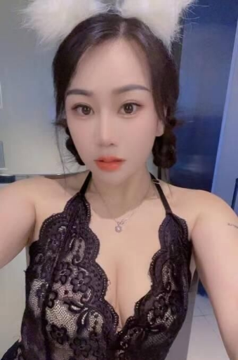 丰满身材妹子服务好