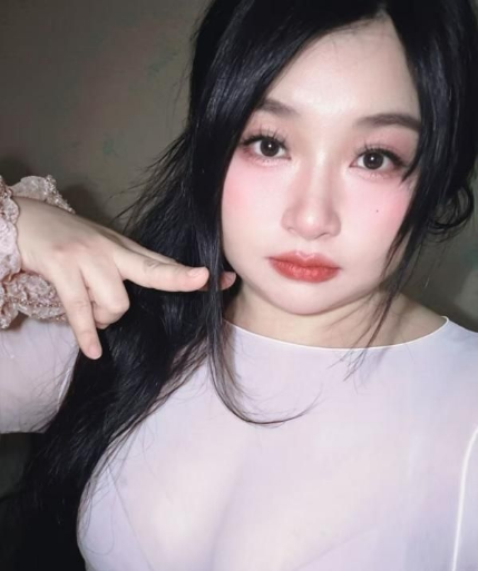 萧山巨臀美乳bbw