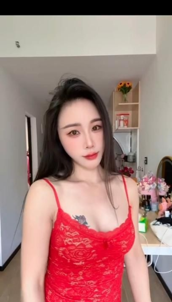 常熟美胸湘妹子小雪