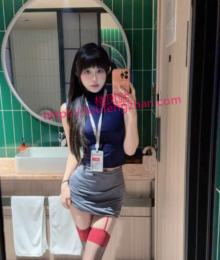 长腿细腰制服团团