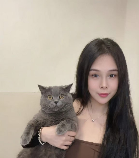 罗湖猫妹