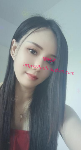 东丽肤白苗条少妇