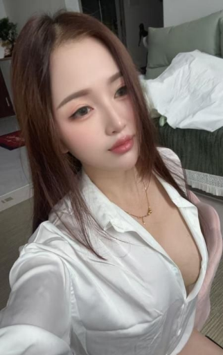 沙井前凸后翘妹子
