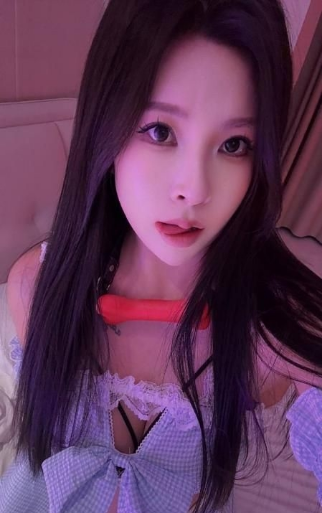 sm潮喷风骚九儿