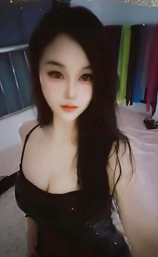 黑丝SM女王足交诱惑