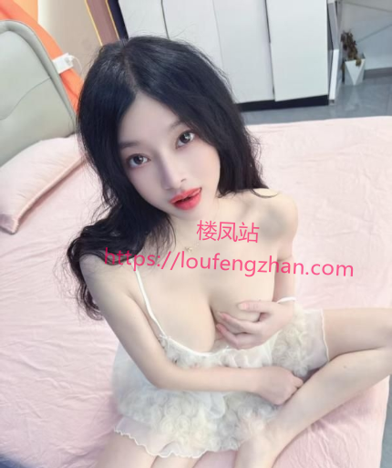 后入金水大胸骚妇