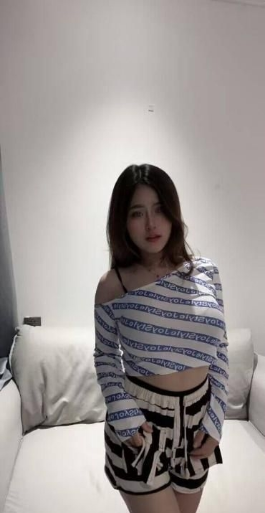 丰乳肥臀大长腿御姐