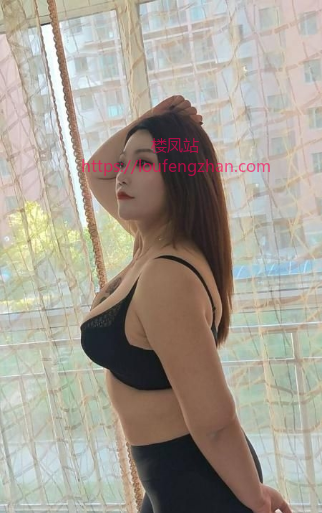 风情万种大奶单身女