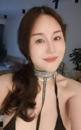 三通吃精老板娘