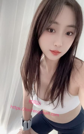 小丽颖女友感爆棚